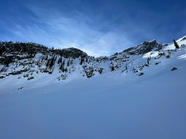 Size 1 minus wet loose avalanches from the rocks on the North Aspect of South Bruin